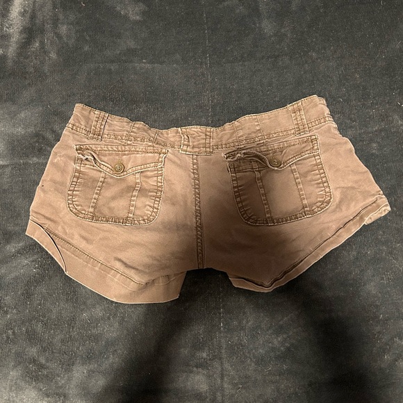 green y2k type shorts - Picture 2 of 3